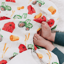 Charger l'image dans la galerie, Couverture en mousseline de bambou - Léo à la ferme - Moments ancrés
