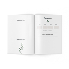 Charger l'image dans la galerie, Mon journal de bébé - Animaux de la forêt - Couvertures rigides - Moments ancrés